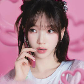 ✦ Welcome to my carrd. Click the "next page" button to navigate!